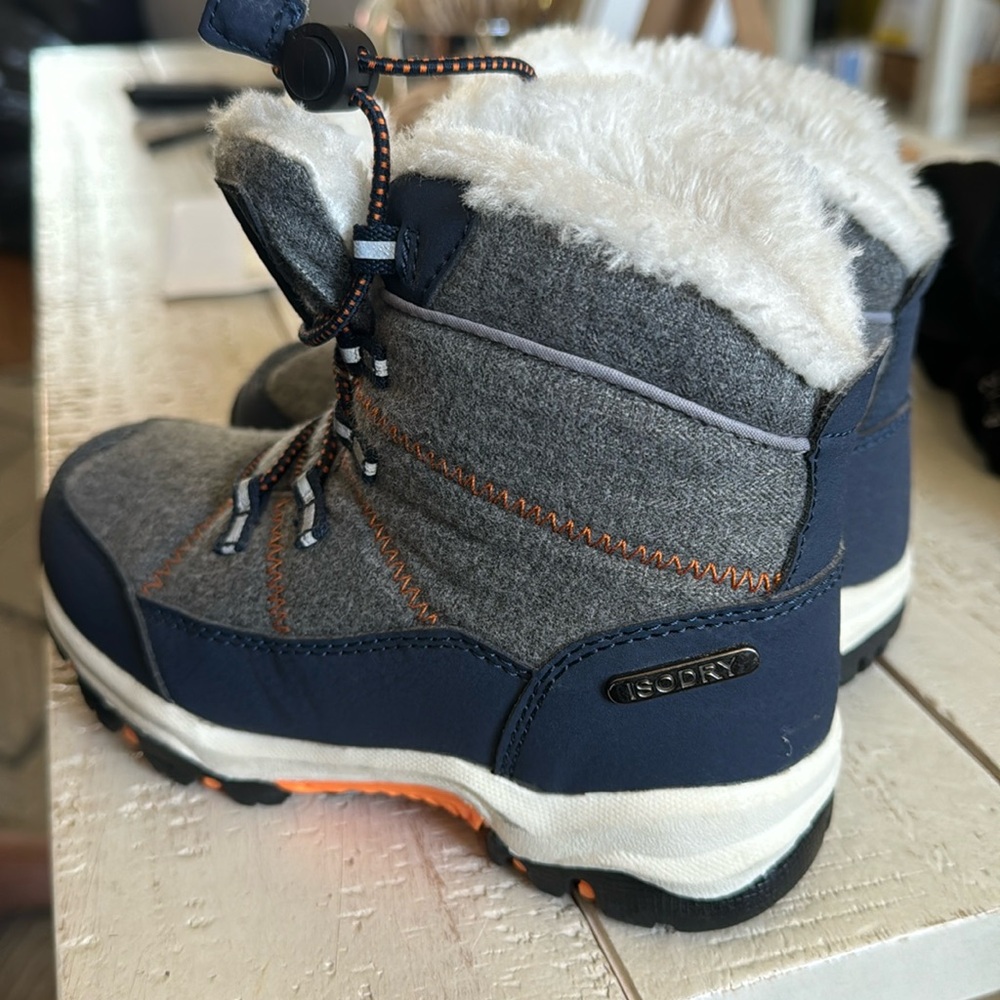 Mountain Warehouse Now Kids Snow Boots size 12